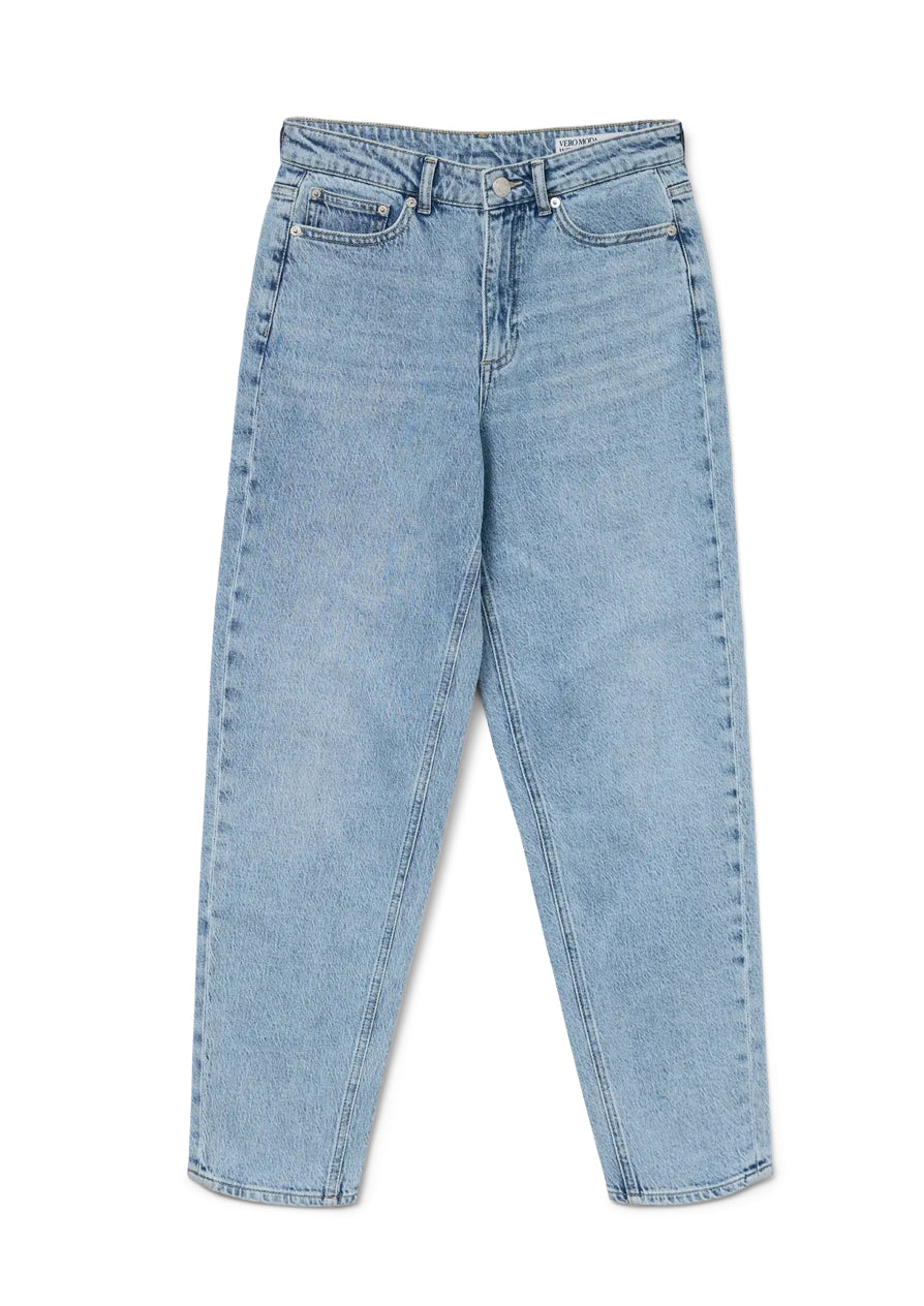 Tessa jeans fra vero moda , mom fit, i lys denim