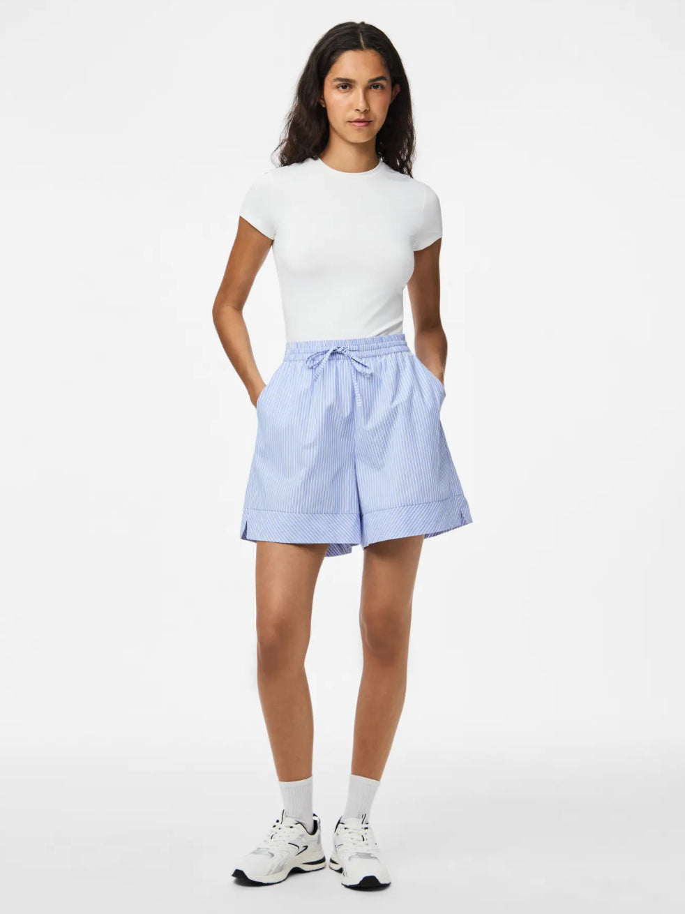 Blå stribet stilrene shorts 