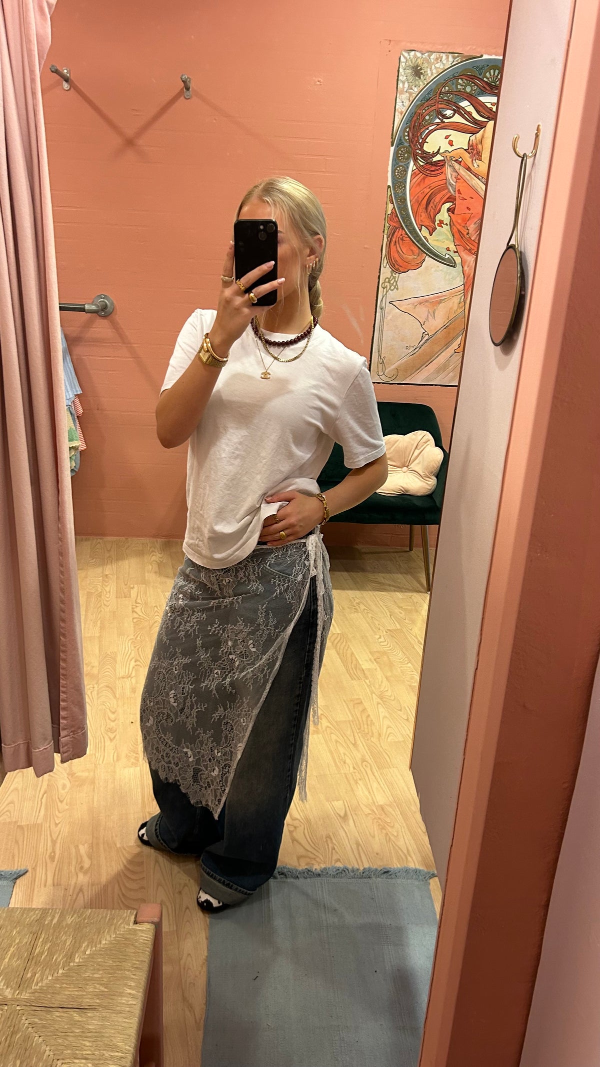 Maxi lace-scarf