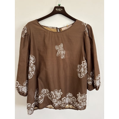 Broderet bomuldsbluse i brun med hvidt broderi - Marta du Chateau