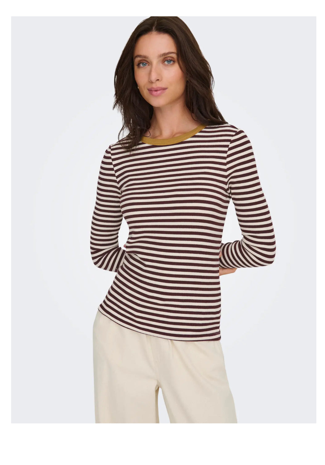 Only tætsiddende trøje