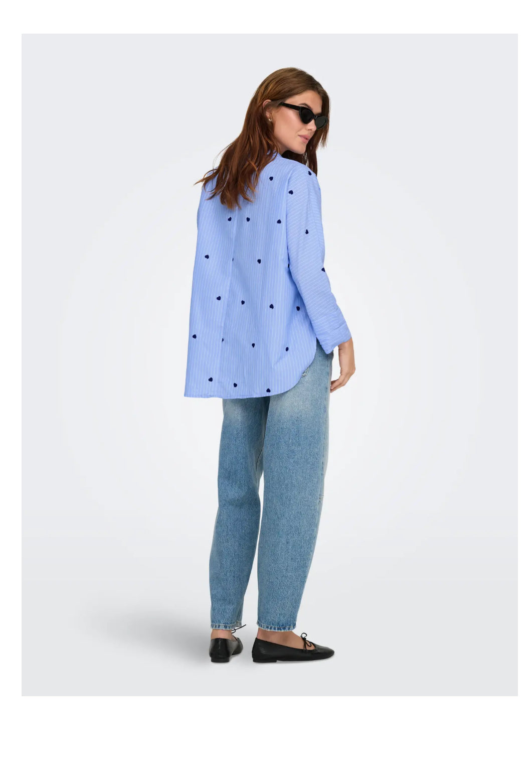 Only skjorte med hjerte detaljer