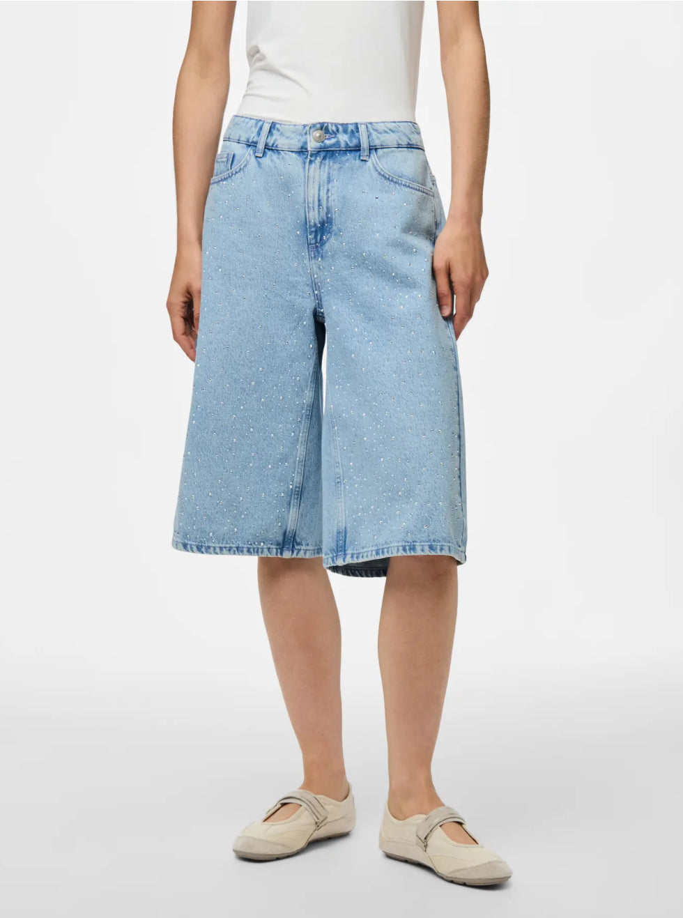 PIECES denim shorts med glitter