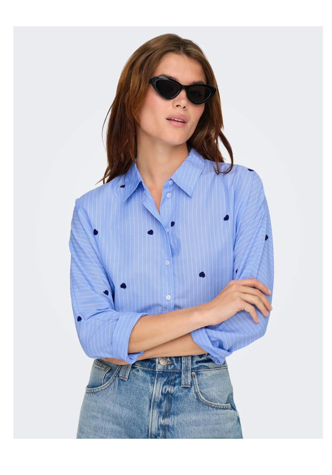 Only skjorte med hjerte detaljer