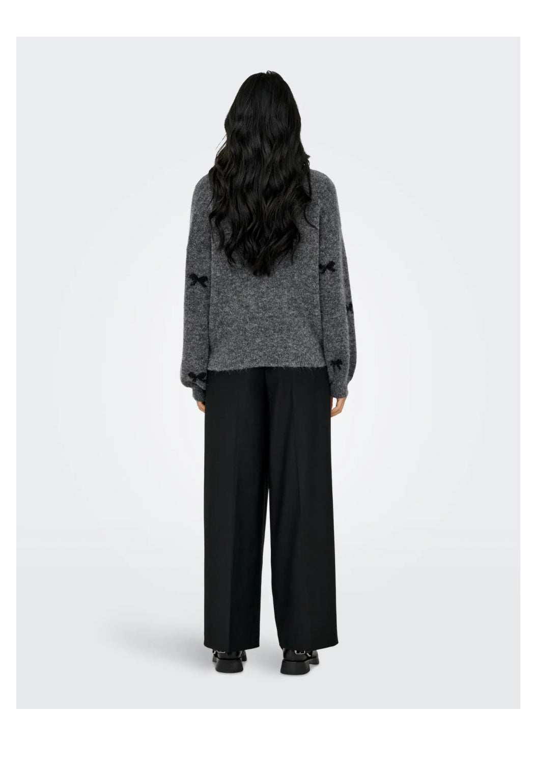 Only strik med sløjfer