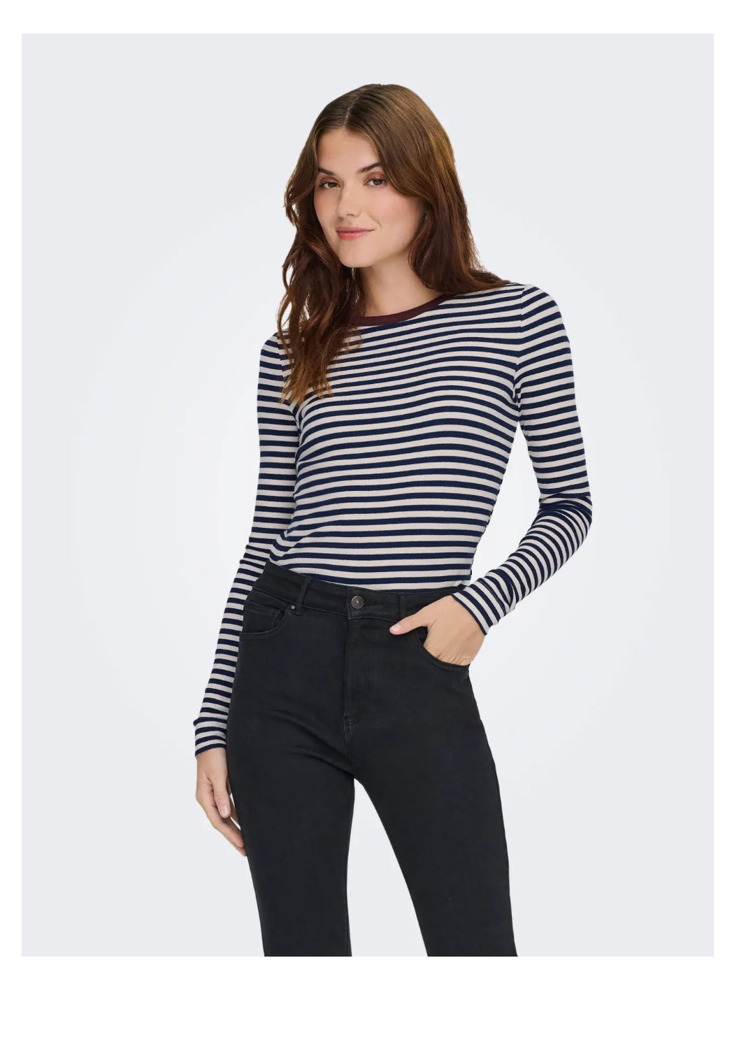 Only tætsiddende trøje