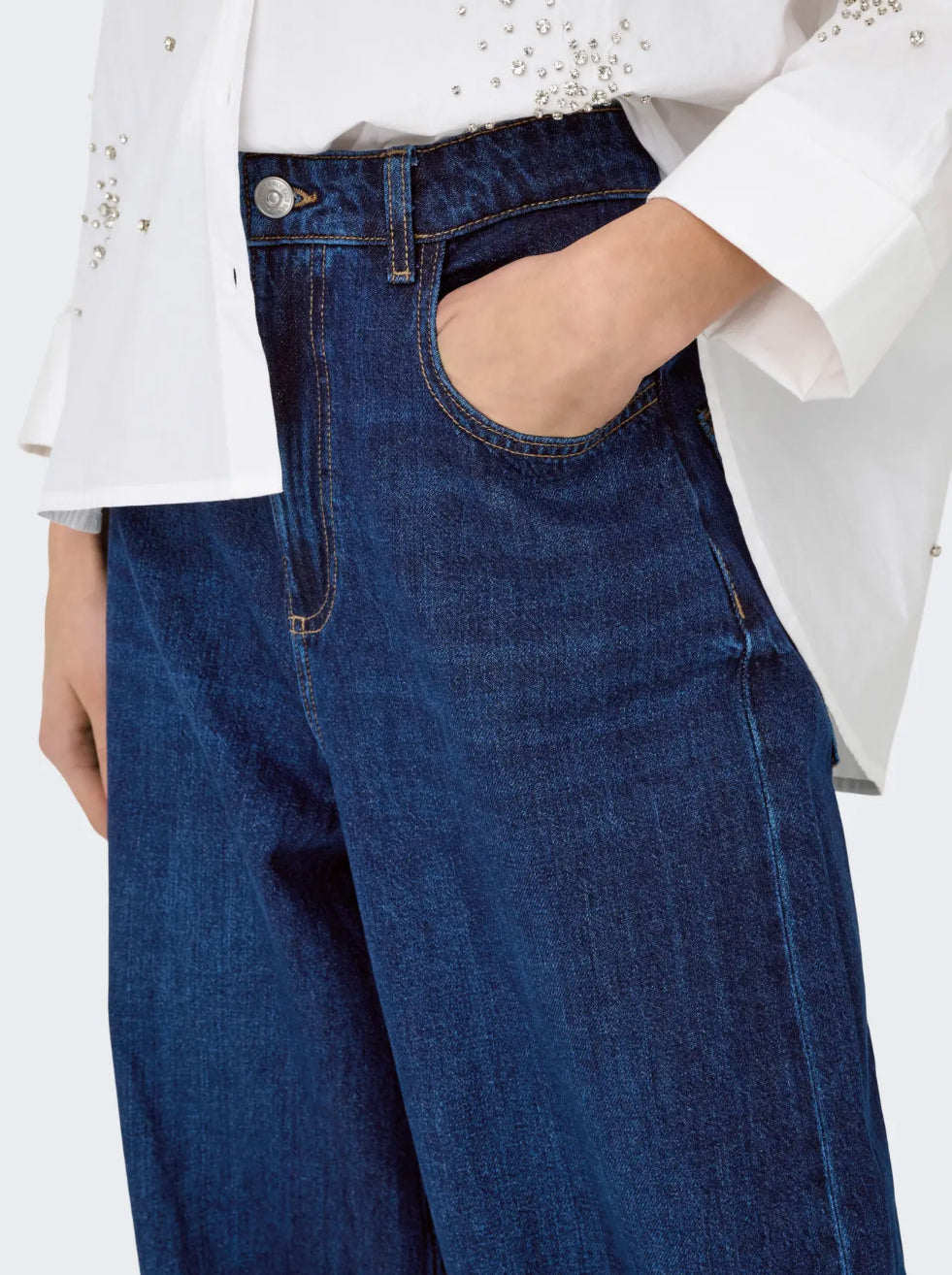 ONLY baggy jeans