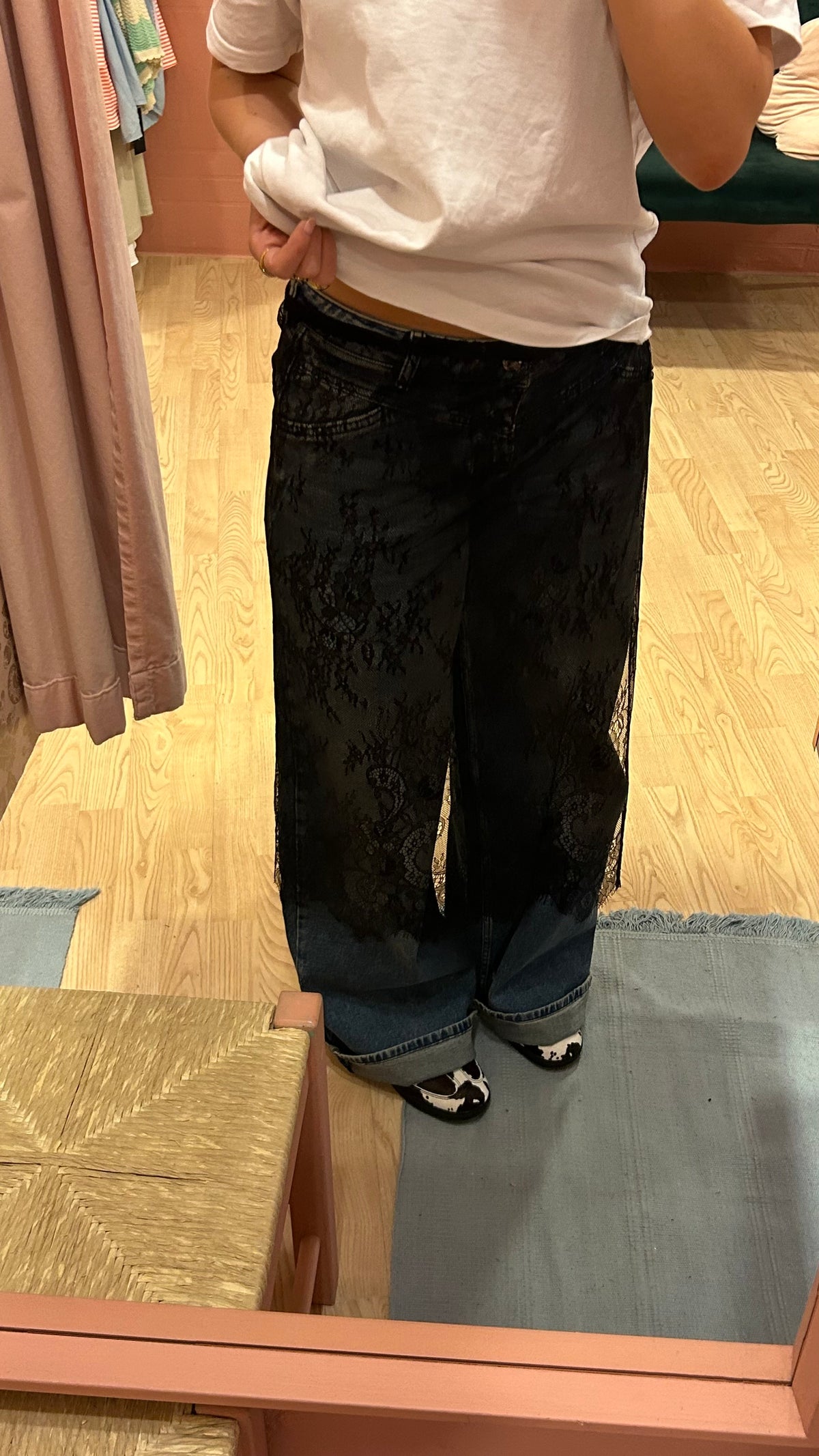 Maxi lace-scarf