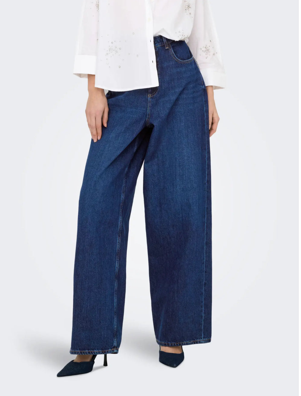 ONLY baggy jeans