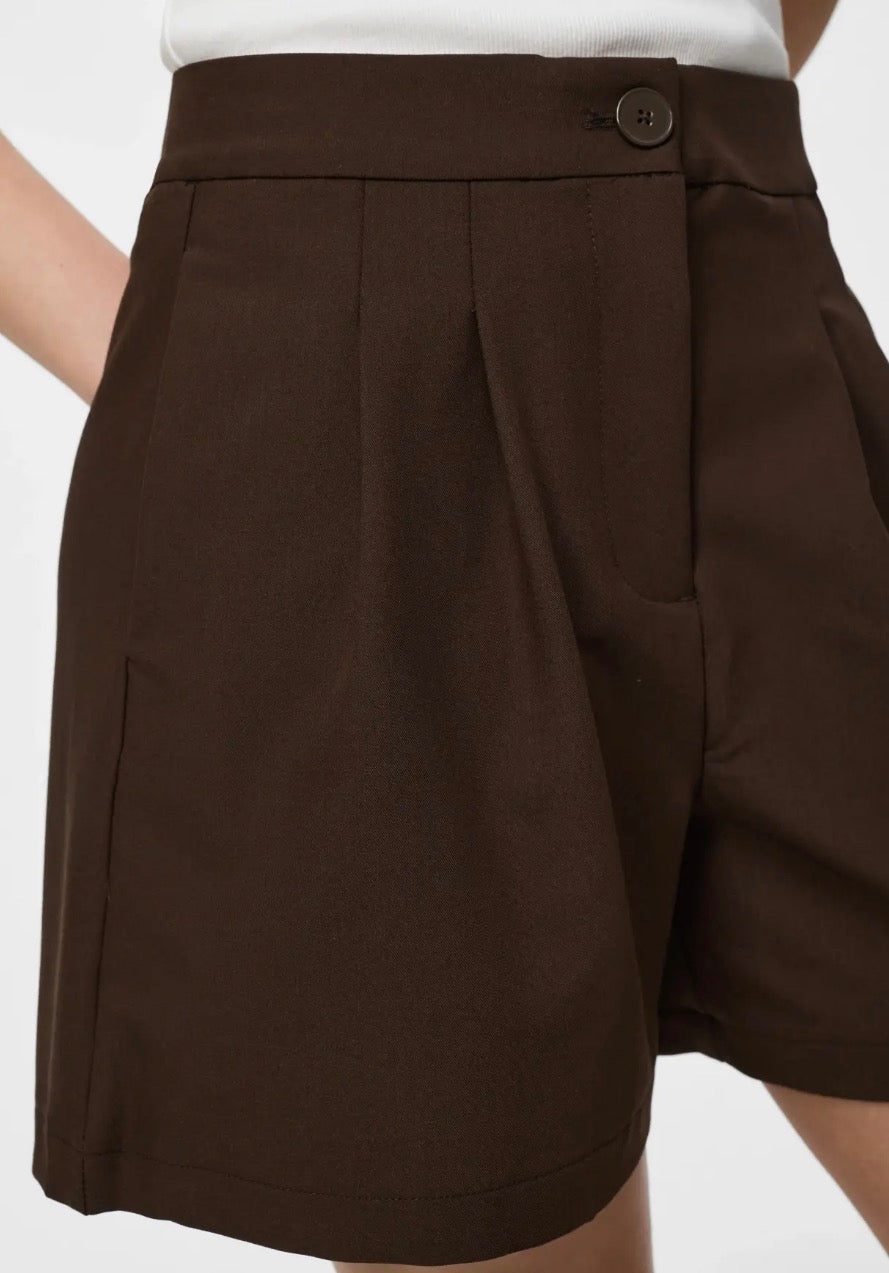 PIECES shorts