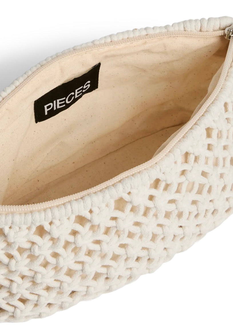 PIECES crochet clutch