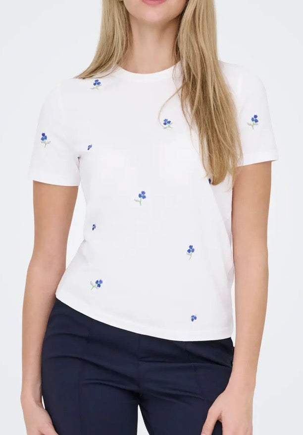 ONLY T-shirt