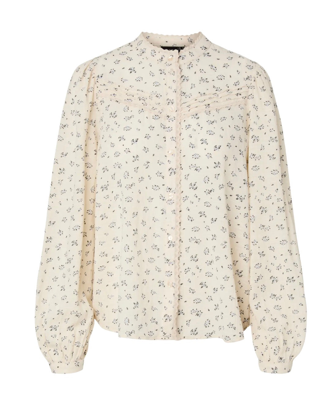 PIECES blomstret feminin skjorte